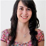 Cuidadora de personas y niños dependientes en Madrid, con más de 5 años de experiencia.